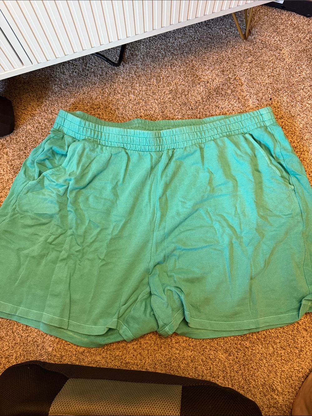 Old Navy High-Waist Elastic Shorts in Teal
